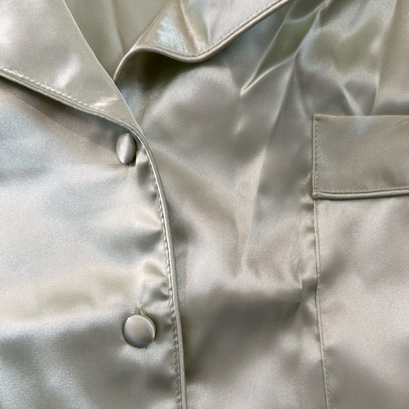 La Vie En Rose “Silky” 100% Polyester Pajamas PJs Pyjamas Pajama Set. - Picture 2 of 13